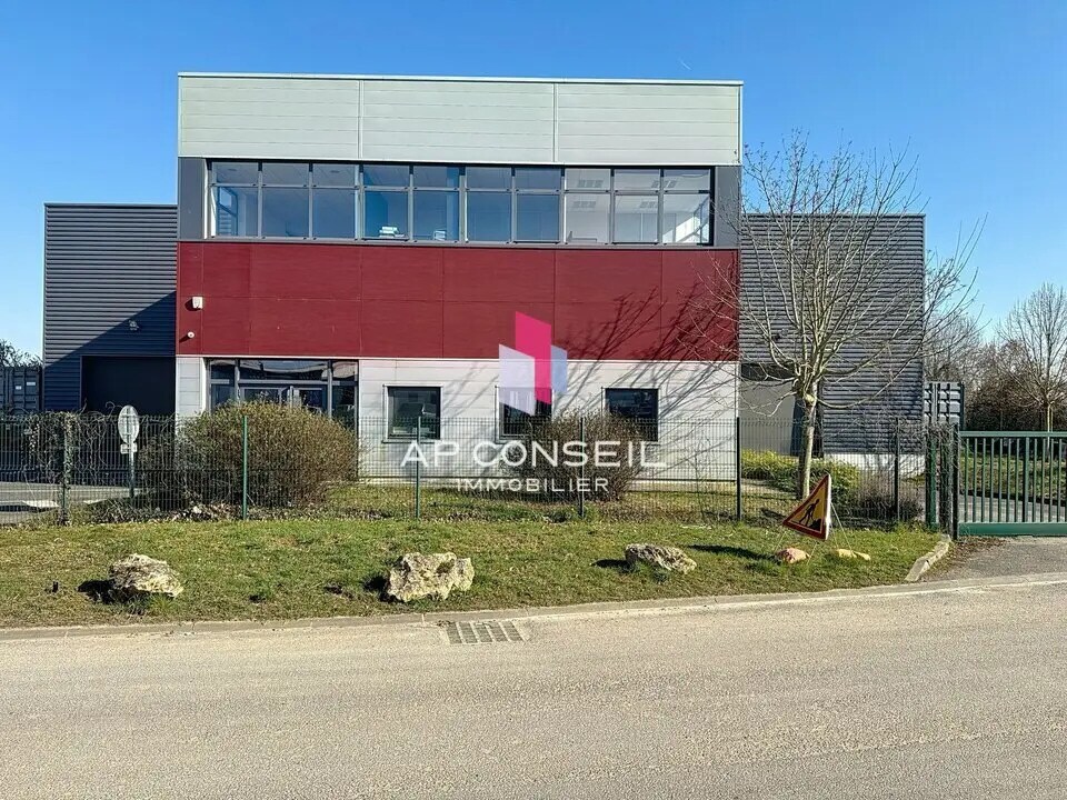 16 Rue Anatole Moussu, Méré à louer Photo de l’immeuble– Image 1 sur 12