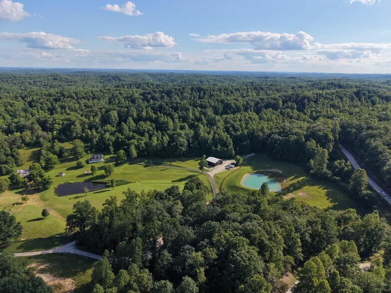 1037 High Rock Rd, Stanton, KY à vendre - Photo de l’immeuble – Image 2 sur 32