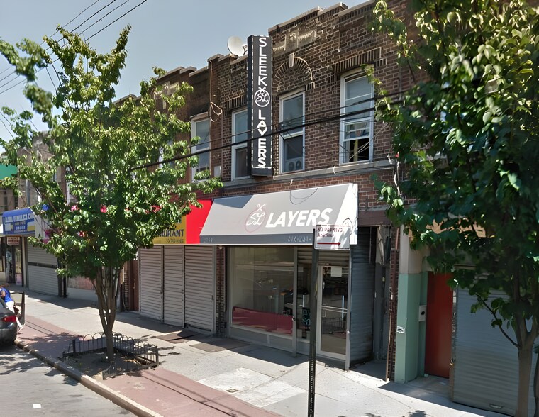 3714 White Plains Rd, Bronx, NY à louer - Photo de l’immeuble – Image 1 sur 1