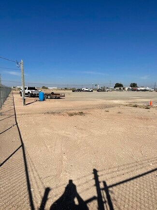 Plus de détails pour 2600 County Road 1206 Rd, Midland, TX - Terrain à louer