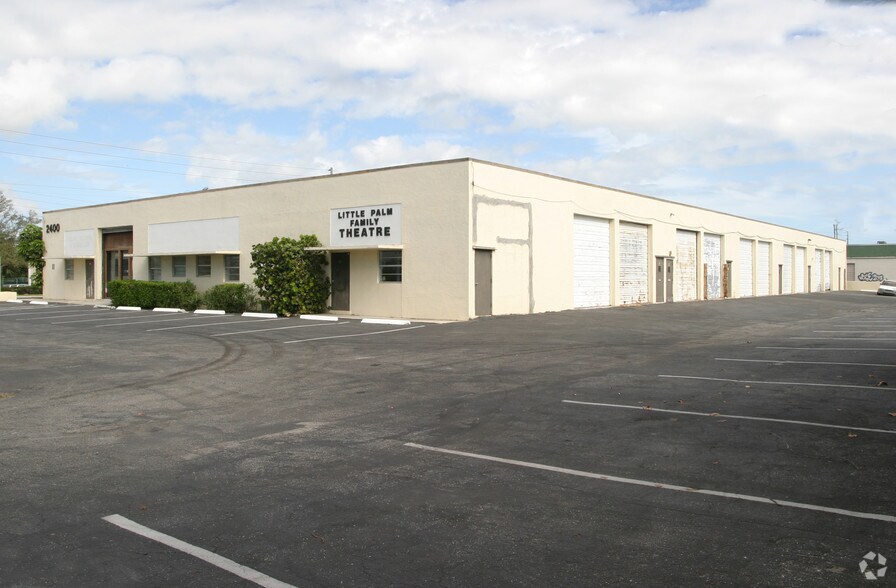 2400 NW Boca Raton Blvd, Boca Raton, FL à louer - Photo de l’immeuble – Image 1 sur 3