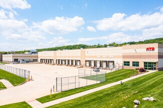 Plus de détails pour 8 Lee Blvd, Malvern, PA - Industriel/Logistique à louer