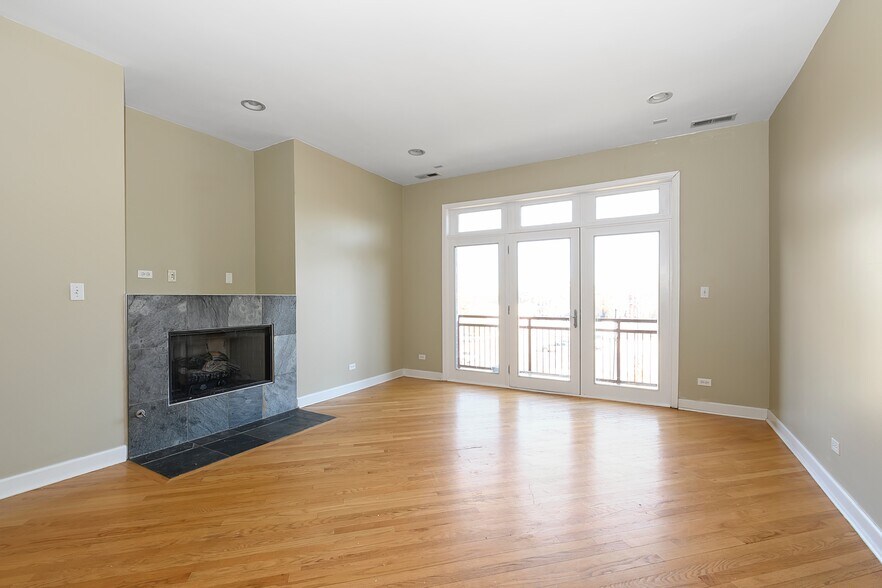 4930-4932 S Indiana Ave, Chicago, IL à vendre - Photo de l’immeuble – Image 3 sur 6