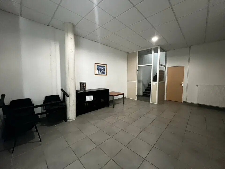 Bureau dans Beauvais à louer Photo de l’immeuble– Image 1 sur 25