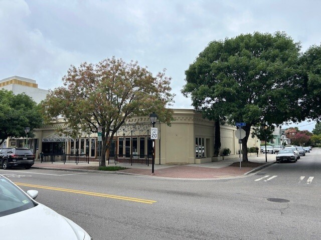 1511-1517 Colley Ave, Norfolk, VA à louer Photo de l’immeuble– Image 1 sur 18