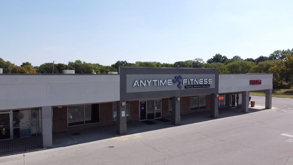 6302-6770 E State Blvd, Fort Wayne, IN à louer - Photo de l’immeuble – Image 3 sur 9