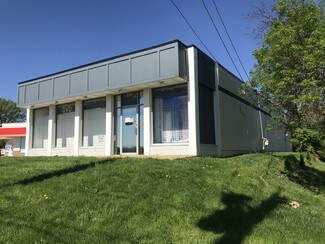 Plus de détails pour 3615 N Lindbergh Blvd, Saint Ann, MO - Local commercial à louer
