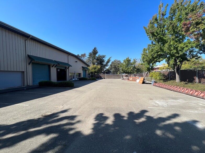 292-298 Alder Ave, Cotati, CA à louer - Photo de l’immeuble – Image 3 sur 7