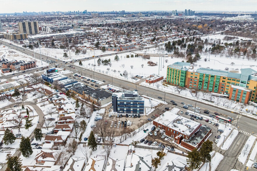 2901 Lawrence Ave E, Toronto, ON à louer - Aérien – Image 3 sur 3