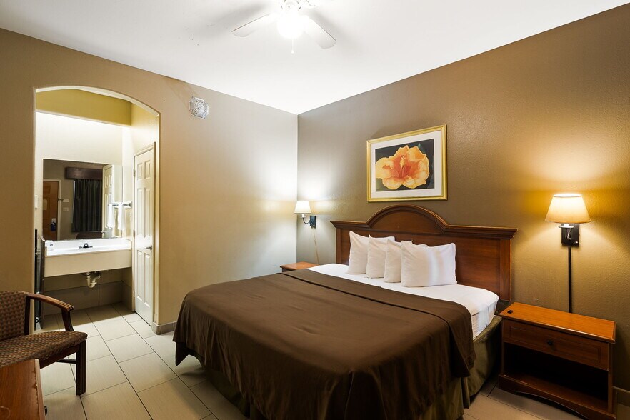 1010 W Houston Ave, McAllen, TX à vendre - Photo intérieure – Image 3 sur 10
