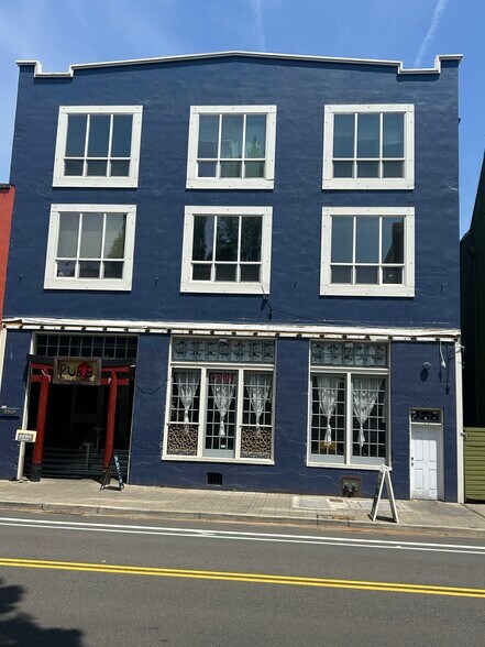 259 E 5th Ave, Eugene, OR à louer - Photo de l’immeuble – Image 1 sur 10