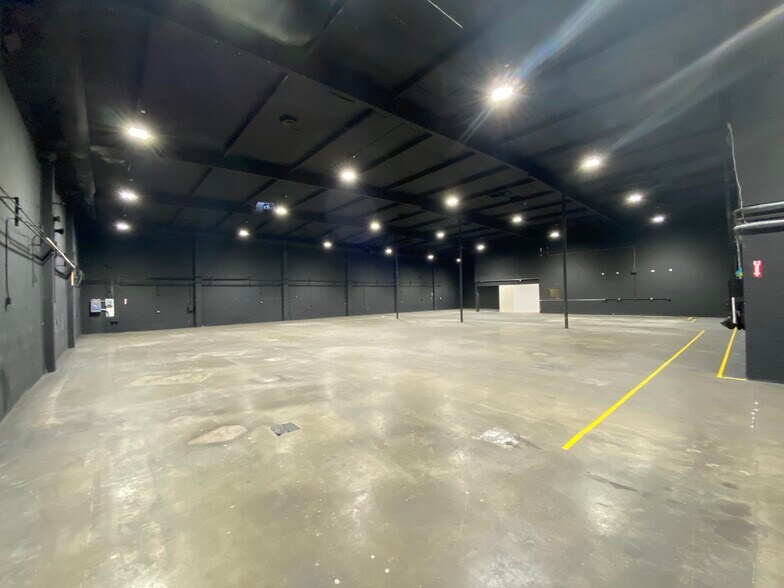 5425 Grosvenor Blvd, Los Angeles, CA à louer - Photo de l’immeuble – Image 3 sur 6