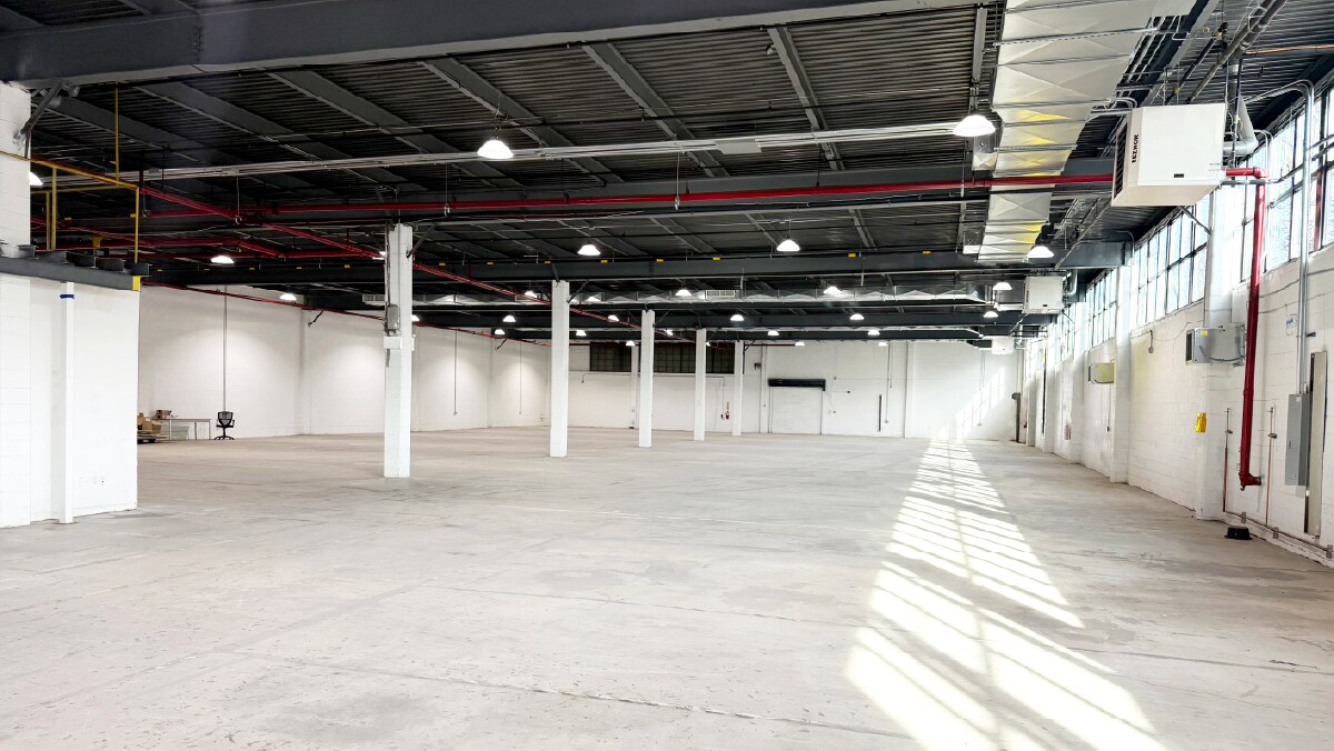 1845 Steinway St, Astoria, NY à louer Photo principale– Image 1 sur 5