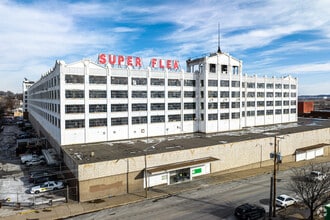 6200 Saint John Ave, Kansas City, MO à louer Photo de l’immeuble– Image 2 sur 4