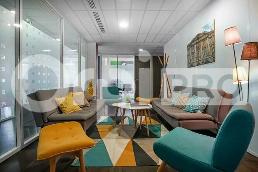 32 Allée De Boutaut, Bordeaux à louer - Photo de l’immeuble – Image 3 sur 6