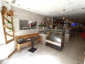 Local commercial dans Barcelone, Barcelona à louer Photo intérieure– Image 2 sur 11