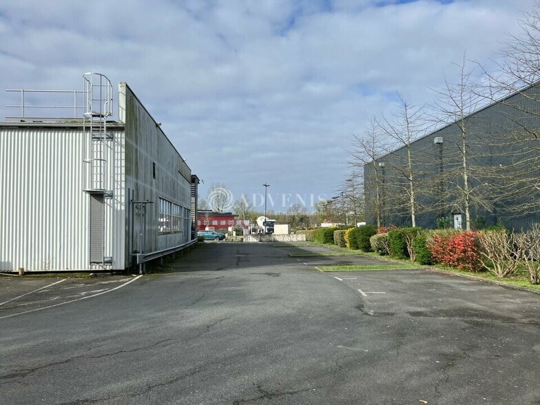 Local commercial dans Bègles à louer - Photo de l’immeuble – Image 1 sur 8