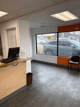 9665 W 55th St, Countryside, IL à louer Hall d’entrée– Image 2 sur 4