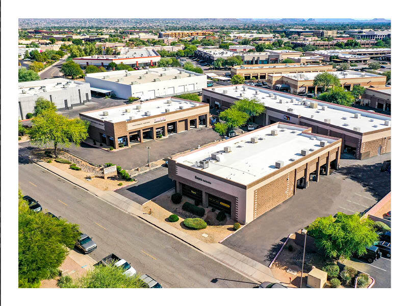 8245 E Butherus Dr, Scottsdale, AZ à louer Photo principale– Image 1 sur 7