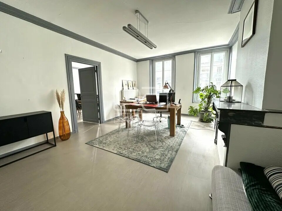 Bureau dans Nancy à louer Photo de l’immeuble– Image 1 sur 13