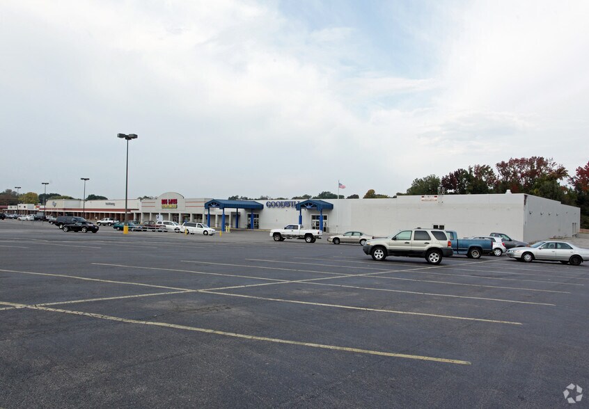 8017-8061 US Highway 51 N, Millington, TN à louer - Photo principale – Image 1 sur 7