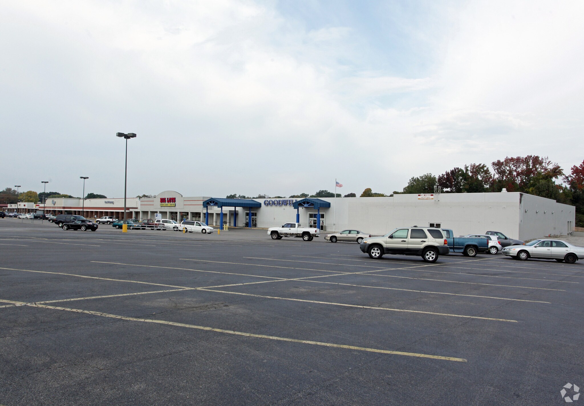 8017-8061 US Highway 51 N, Millington, TN à louer Photo principale– Image 1 sur 8