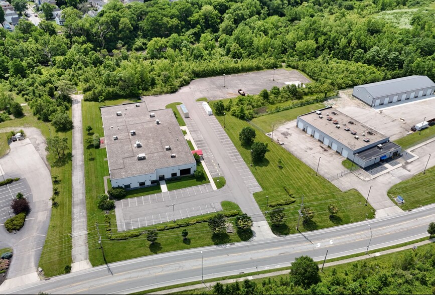 6270 Este Ave, Cincinnati, OH à vendre - Photo de l’immeuble – Image 3 sur 17