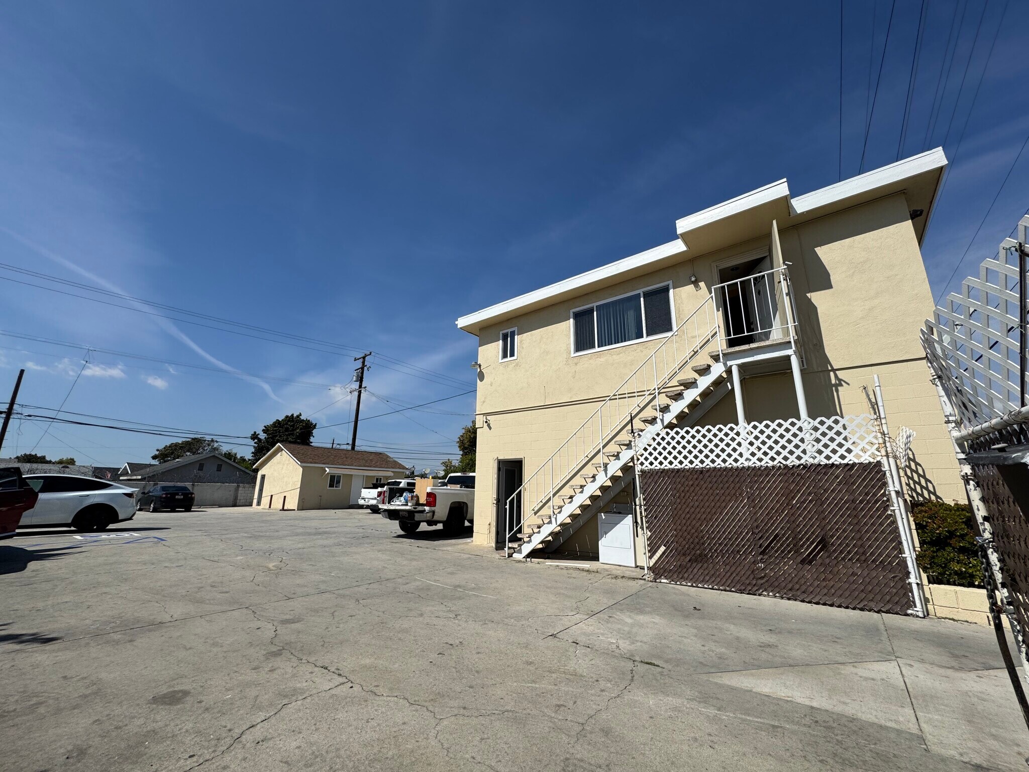 3831 Arden Dr, El Monte, CA à louer Photo principale– Image 1 sur 8