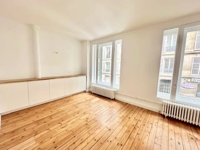 Bureau dans Paris à louer - Photo de l’immeuble – Image 3 sur 10
