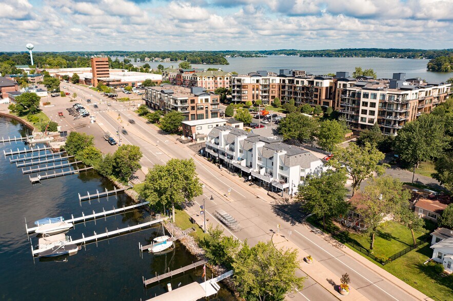 4016 Shoreline Dr, Spring Park, MN à louer - Photo de l’immeuble – Image 3 sur 6