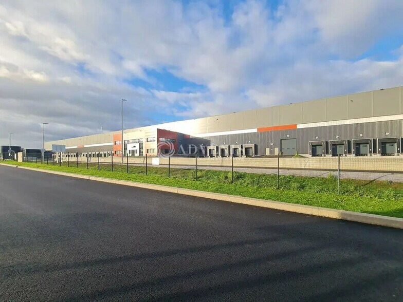 Industriel/Logistique dans Pléchâtel à louer - Photo de l’immeuble – Image 3 sur 12