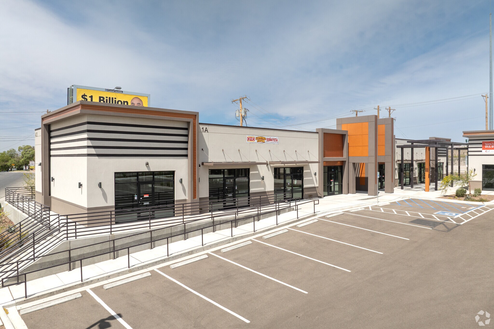 403 Executive Center Blvd, El Paso, TX à louer Photo de l’immeuble– Image 1 sur 25