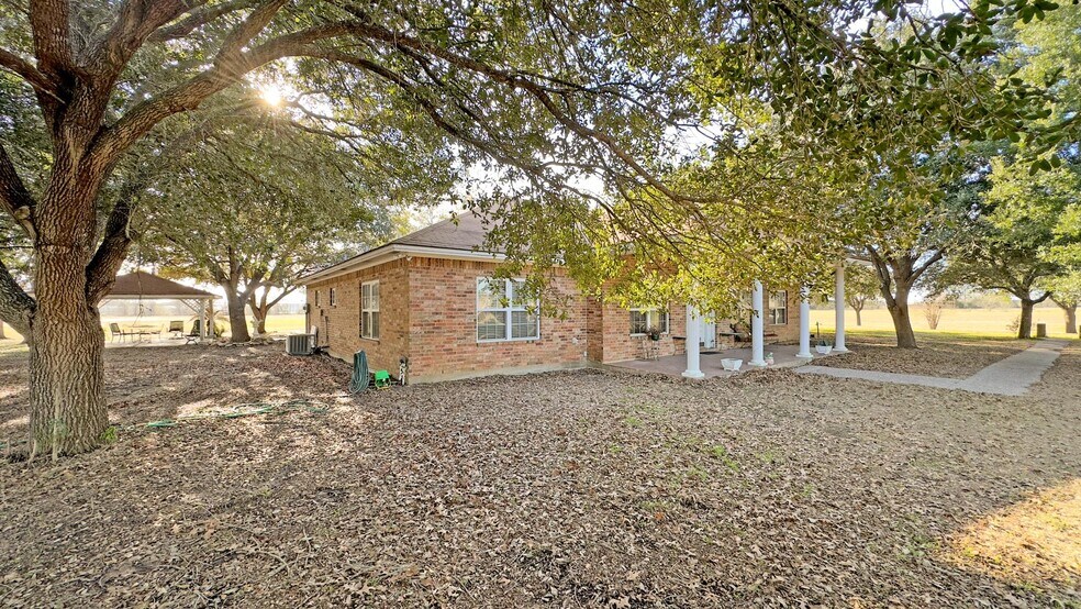 9310 S Business 6, Navasota, TX à vendre - Photo de l’immeuble – Image 2 sur 61