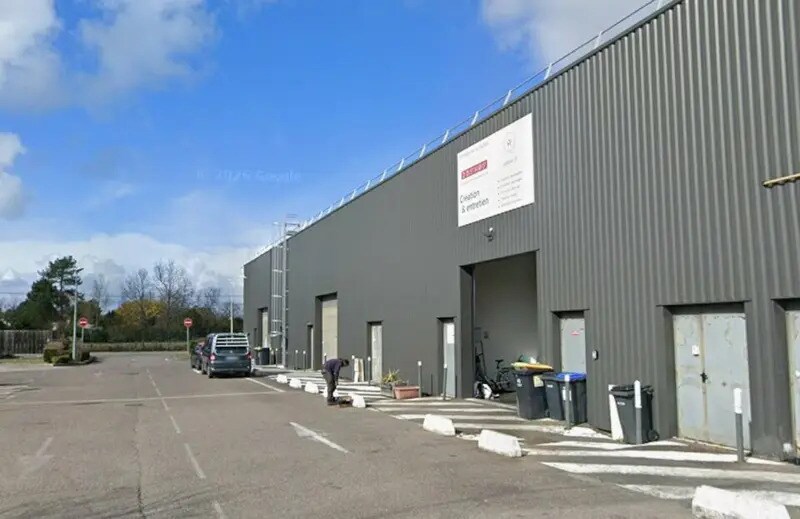 Industriel/Logistique dans Biganos à louer - Photo de l’immeuble – Image 1 sur 3