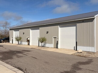 Plus de détails pour 3235 E Reid Rd, Grand Blanc, MI - Local d'activités à louer