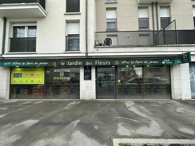 Local commercial dans Chennevières-sur-Marne à louer - Photo de l’immeuble – Image 1 sur 7