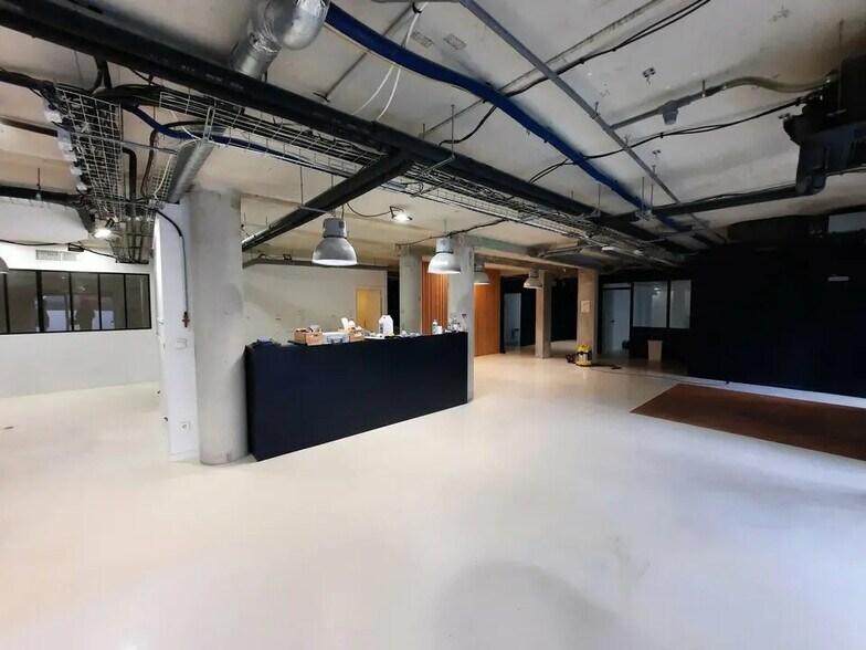 Local commercial dans Rouen à louer - Photo de l’immeuble – Image 3 sur 11