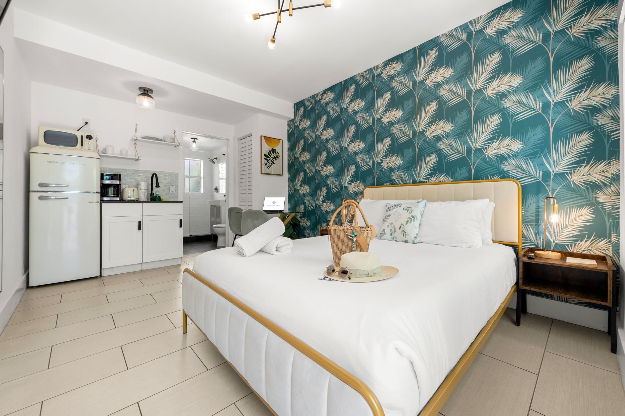 7320 Byron Ave, Miami Beach, FL à vendre Photo intérieure– Image 1 sur 39