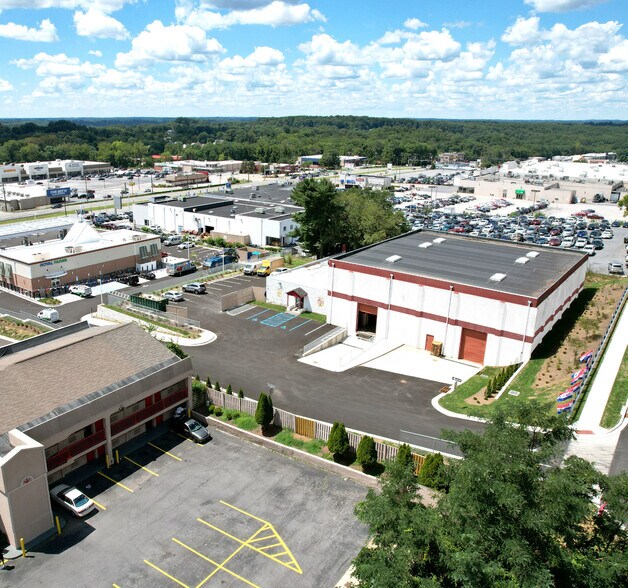 6436 Baltimore National Pike, Catonsville, MD à louer - Photo principale – Image 1 sur 7