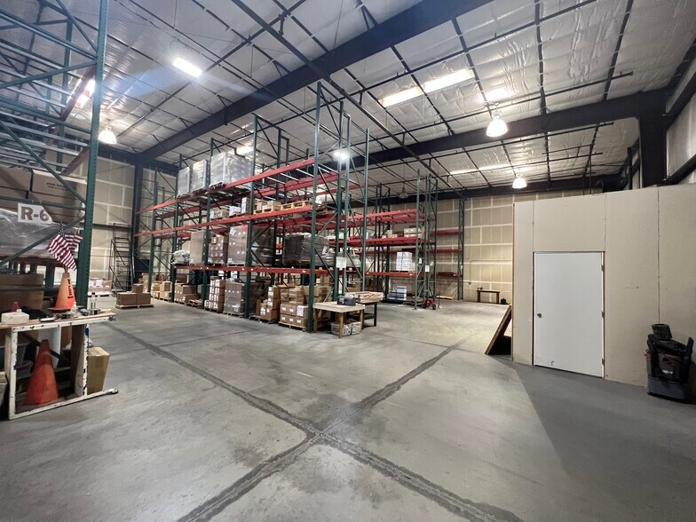 4730 Enterprise Way, Modesto, CA à louer - Photo de l’immeuble – Image 3 sur 7