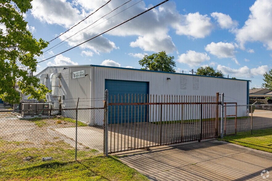 8422 Bascom St, Houston, TX à louer - Photo de l’immeuble – Image 2 sur 6