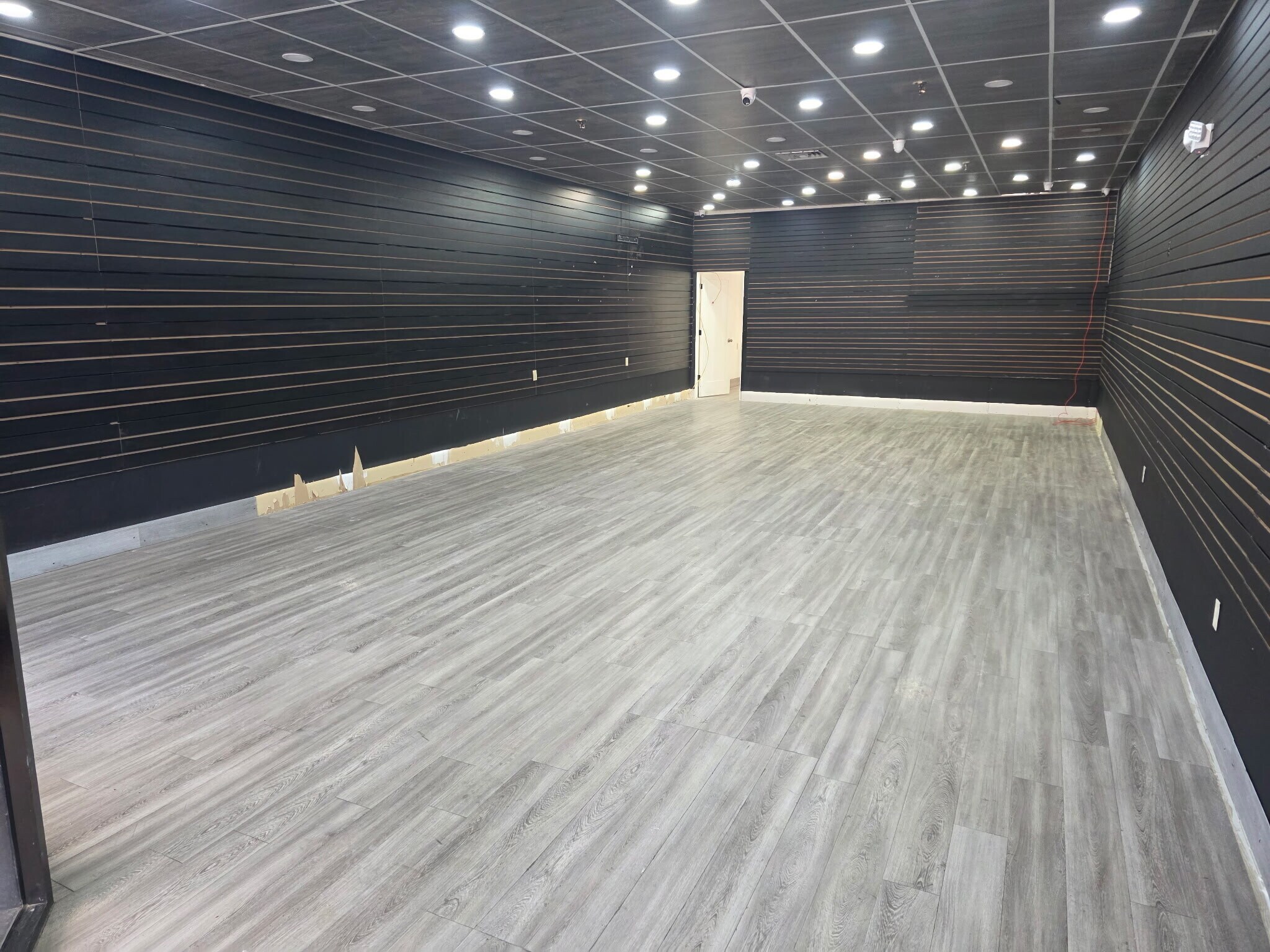 235 Queen St, Southington, CT à louer Photo intérieure– Image 1 sur 2