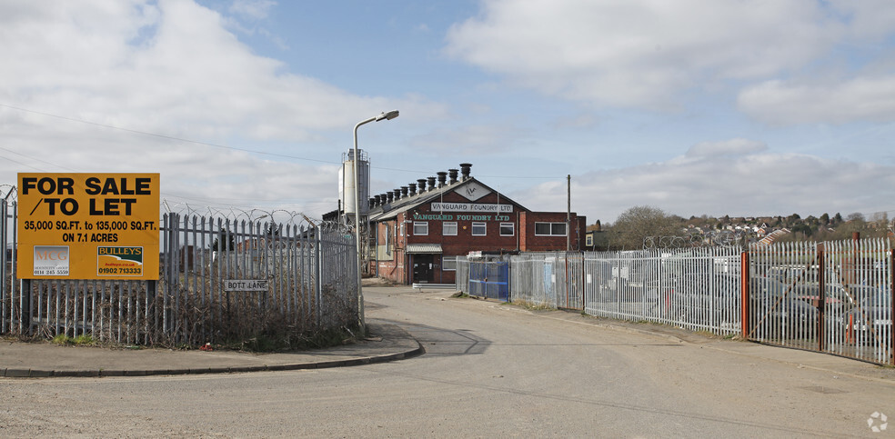 Bott Ln, Stourbridge à louer - Photo de l’immeuble – Image 2 sur 2