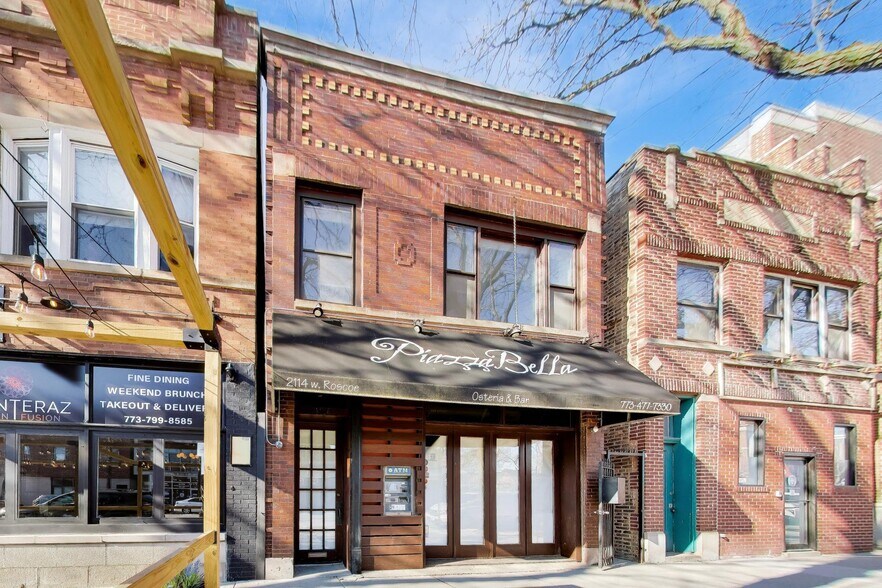 2114 W Roscoe St, Chicago, IL à vendre - Photo de l’immeuble – Image 2 sur 19