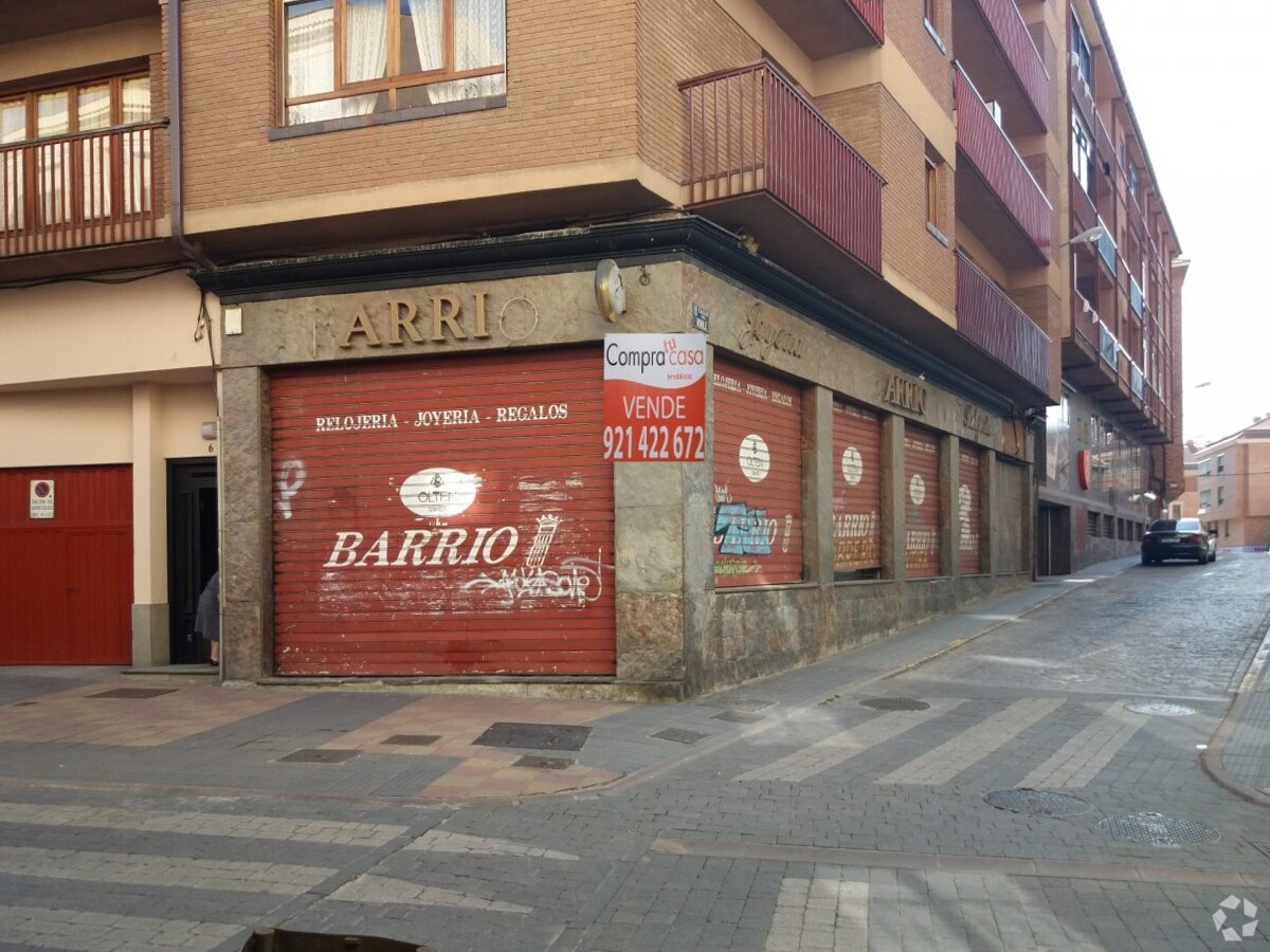 Immeuble residentiel dans Segovia, Segovia à vendre Photo intérieure– Image 1 sur 2