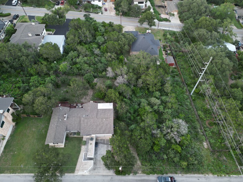 98 Mission Dr, New Braunfels, TX à vendre - Photo de l’immeuble – Image 3 sur 4