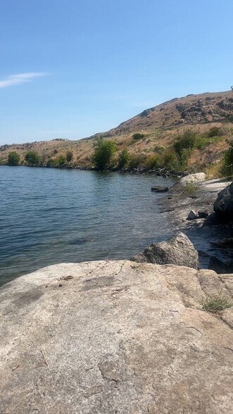 8 Old Highland Orchard Rd, Bridgeport, WA à vendre - Vidéo sur l’annonce professionnelle – Image 3 sur 9