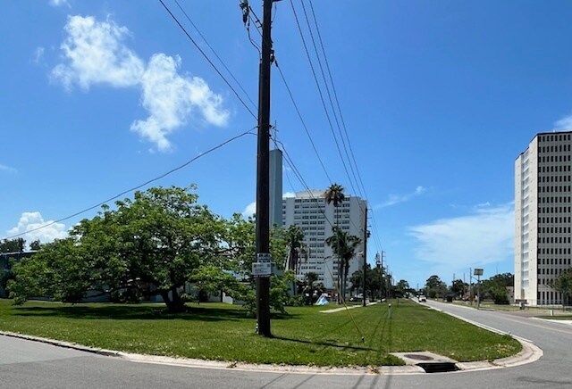 6740 Park St S, South Pasadena, FL à vendre - Photo de l’immeuble – Image 3 sur 3