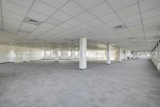 Bureau dans Saint-Aubin à louer Photo intérieure– Image 1 sur 4