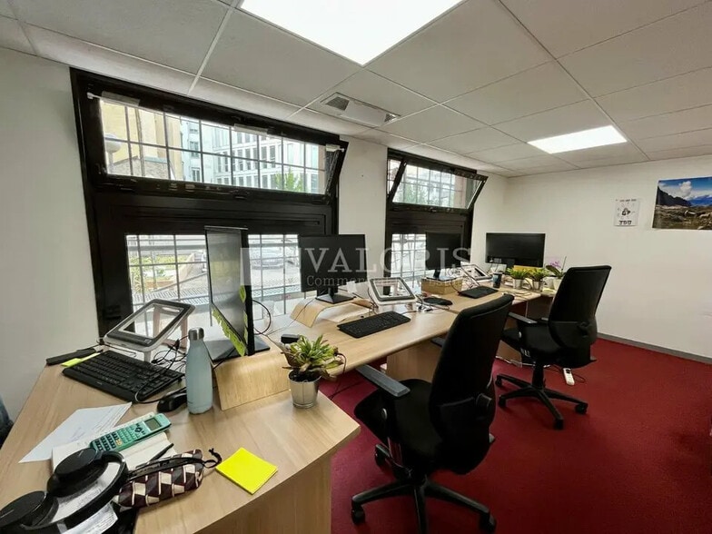 Bureau dans Lyon à louer - Photo de l’immeuble – Image 3 sur 9